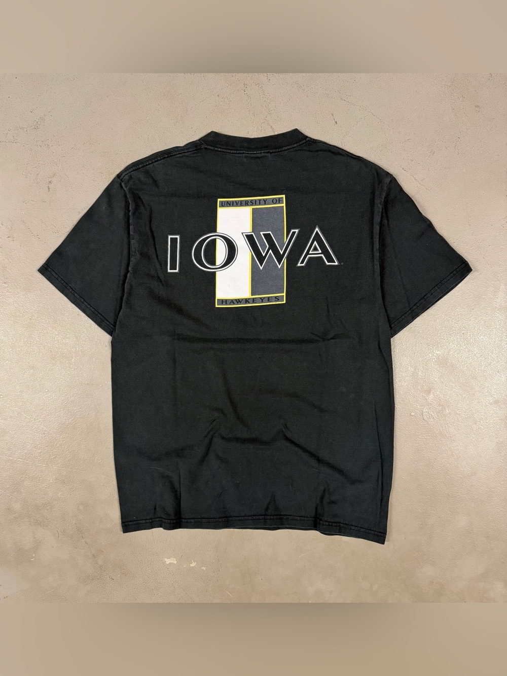 Vintage 90s JanSport Iowa Hawkeyes College Retro Essential Tee T-Shirt Large